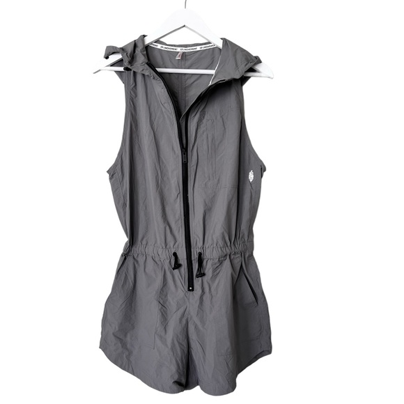 New FP MOVEMENT by Free People Hike And Race Runsie Romper 0B 1706219 Gray S - Picture 5 of 11